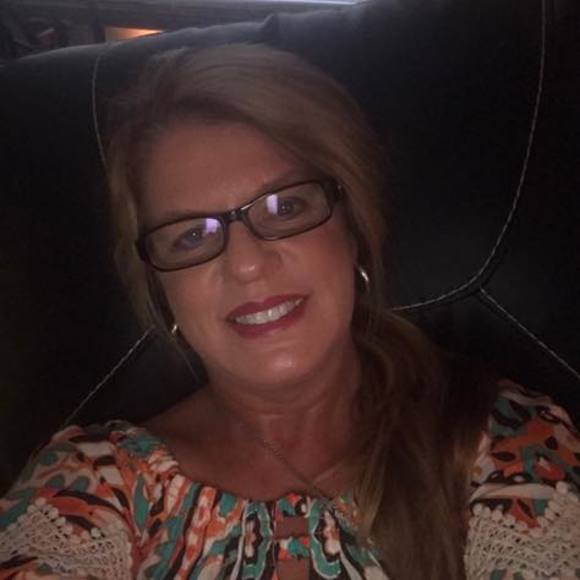 Meet your Posher, Samantha - Picture 1 of 1